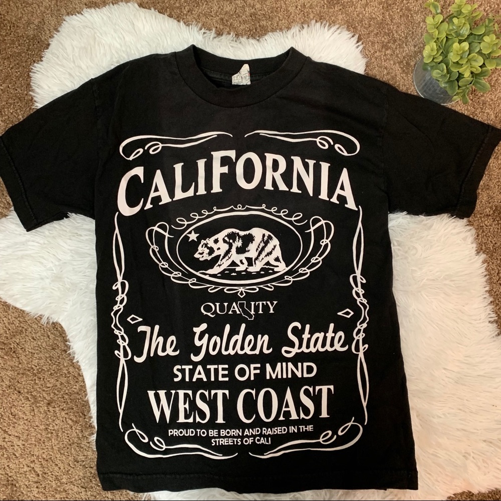 Vintage style graphic tee